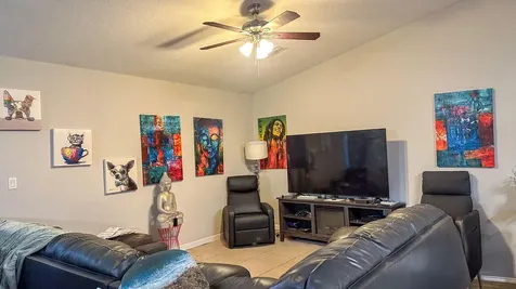 2325 Se Calcutta Circle Port Saint Lucie FL 34952