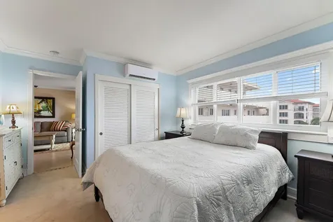 33 S Ocean Avenue Palm Beach Shores FL 33404