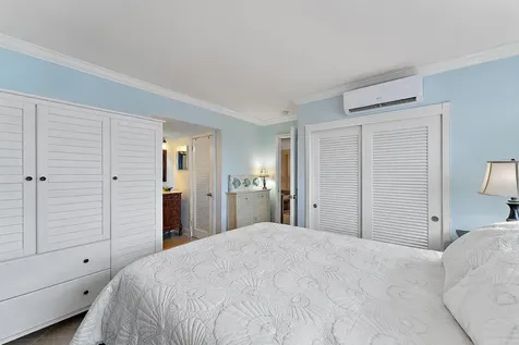 33 S Ocean Avenue Palm Beach Shores FL 33404