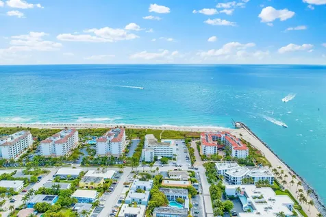 33 S Ocean Avenue Palm Beach Shores FL 33404