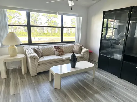 7593 Tahiti Lane Lake Worth FL 33467