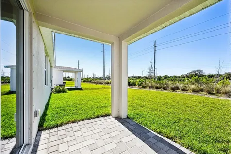 5469 Hampton Park Circle Vero Beach FL 32966