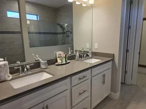 527 SE Vallarta Drive Port Saint Lucie FL 34984