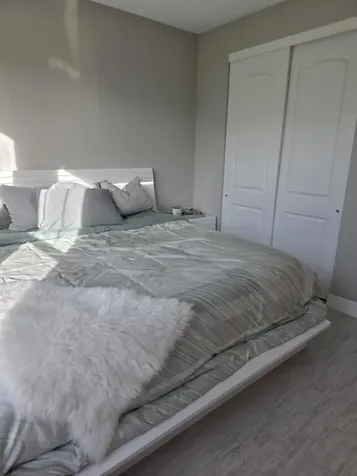 527 SE Vallarta Drive Port Saint Lucie FL 34984