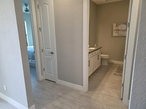 527 SE Vallarta Drive Port Saint Lucie FL 34984