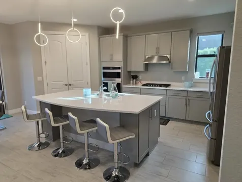 527 SE Vallarta Drive Port Saint Lucie FL 34984
