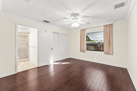368 Plymouth Road West Palm Beach FL 33405