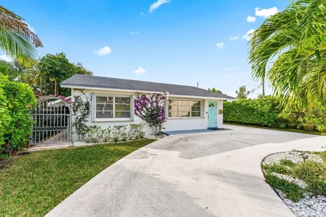 368 Plymouth Road West Palm Beach FL 33405