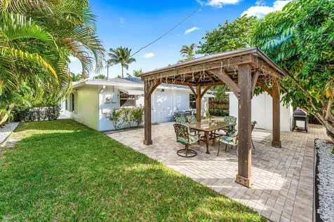 368 Plymouth Road West Palm Beach FL 33405