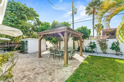 368 Plymouth Road West Palm Beach FL 33405