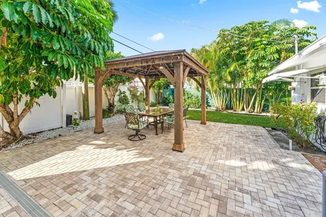 368 Plymouth Road West Palm Beach FL 33405