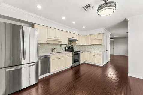 368 Plymouth Road West Palm Beach FL 33405