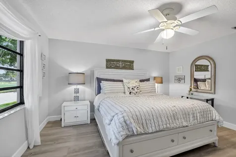 8310 Casa Del Lago Boca Raton FL 33433