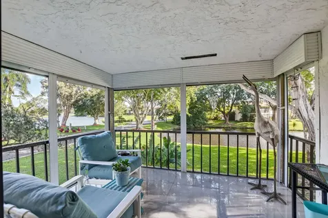 8310 Casa Del Lago Boca Raton FL 33433
