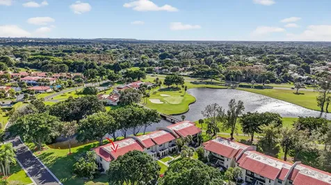 8310 Casa Del Lago Boca Raton FL 33433