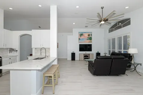 1039 Se Westminster Place Stuart FL 34997