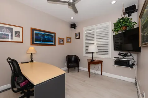 1039 Se Westminster Place Stuart FL 34997