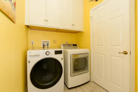 1039 Se Westminster Place Stuart FL 34997