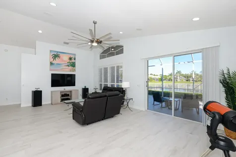 1039 Se Westminster Place Stuart FL 34997