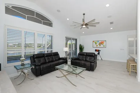 1039 Se Westminster Place Stuart FL 34997
