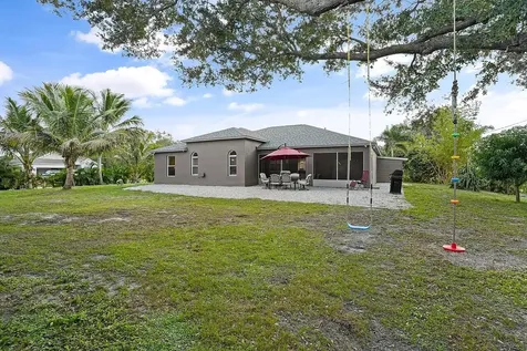8015 97th Court Vero Beach FL 32967