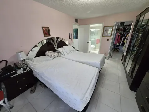 819 Sky Pine Way Greenacres FL 33415