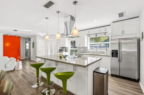 113 Park Lane Hypoluxo FL 33462