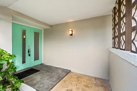 113 Park Lane Hypoluxo FL 33462