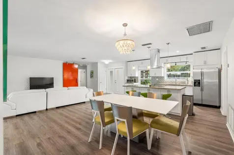 113 Park Lane Hypoluxo FL 33462
