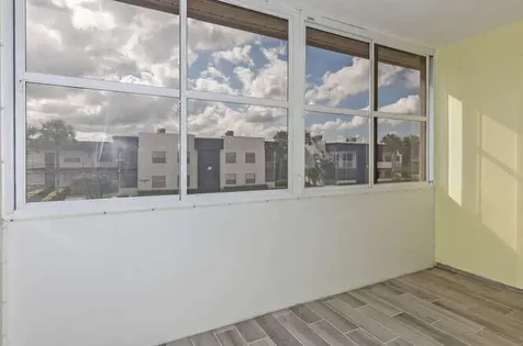 864 Normandy R Delray Beach FL 33484