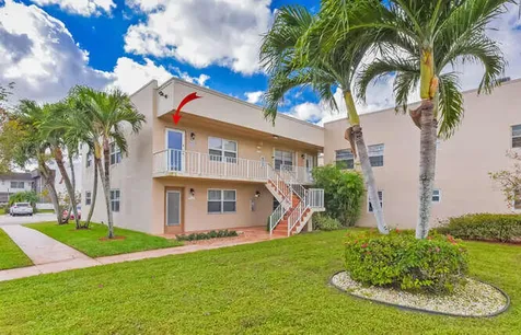 864 Normandy R Delray Beach FL 33484