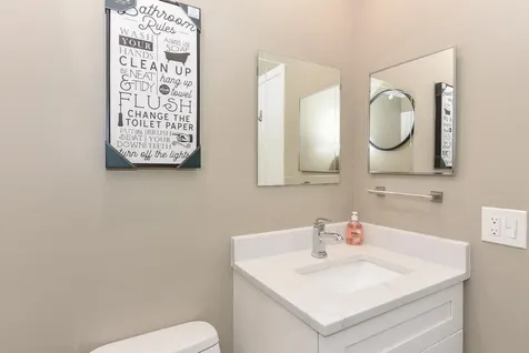 864 Normandy R Delray Beach FL 33484