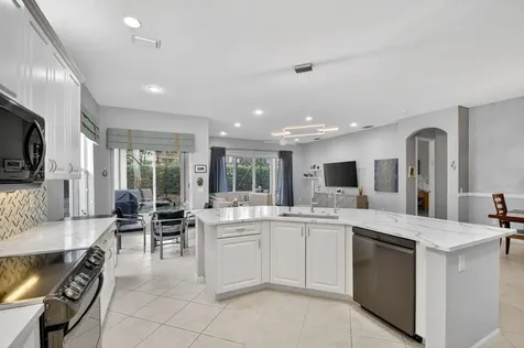 9852 Tallyrand Drive Lake Worth FL 33467