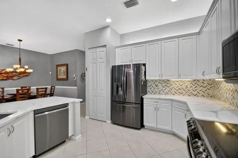 9852 Tallyrand Drive Lake Worth FL 33467