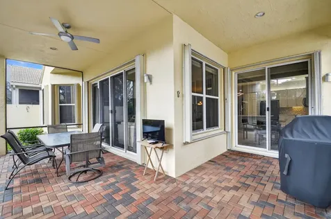 9852 Tallyrand Drive Lake Worth FL 33467