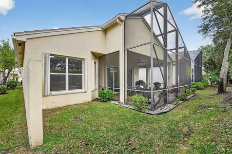 9852 Tallyrand Drive Lake Worth FL 33467