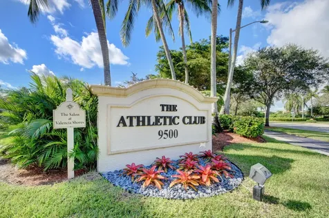 9852 Tallyrand Drive Lake Worth FL 33467