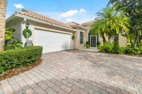 8297 Se Angelina Court Hobe Sound FL 33455