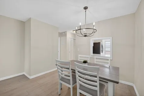 2050 Ne 39th Street Lighthouse Point FL 33064
