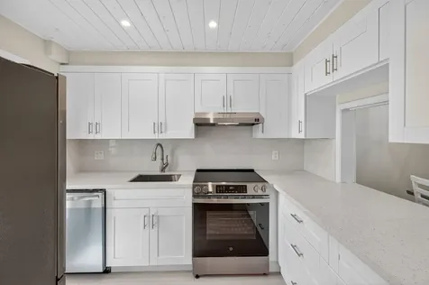 2050 Ne 39th Street Lighthouse Point FL 33064