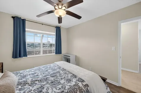 2050 Ne 39th Street Lighthouse Point FL 33064