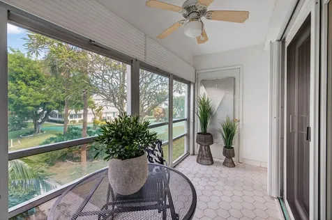 2050 Ne 39th Street Lighthouse Point FL 33064