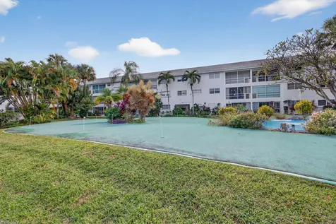 2050 Ne 39th Street Lighthouse Point FL 33064