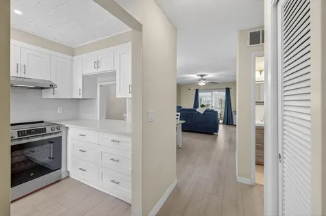 2050 Ne 39th Street Lighthouse Point FL 33064