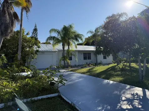 2451 Se Berkshire Boulevard Port Saint Lucie FL 34952