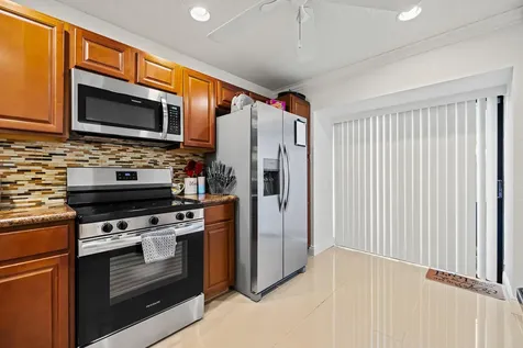 4821 Nw 22nd Street Coconut Creek FL 33063