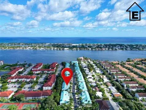 125 Barefoot Cove Hypoluxo FL 33462