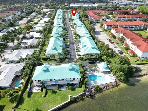 125 Barefoot Cove Hypoluxo FL 33462