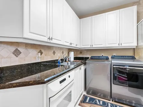 8800 Nw 68th Court Parkland FL 33067