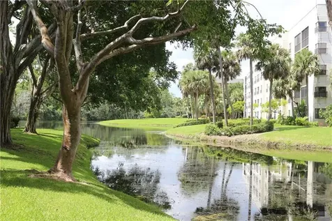 4106 S Carambola Circle Coconut Creek FL 33066